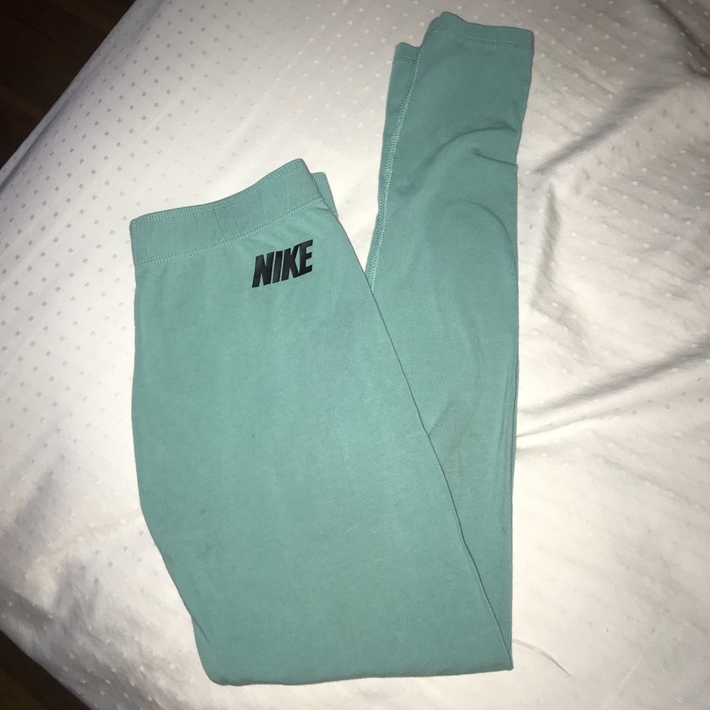 Real Nike leggings